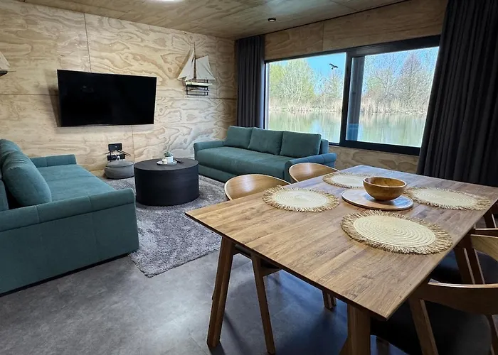 Tekne Sunset Hausbot