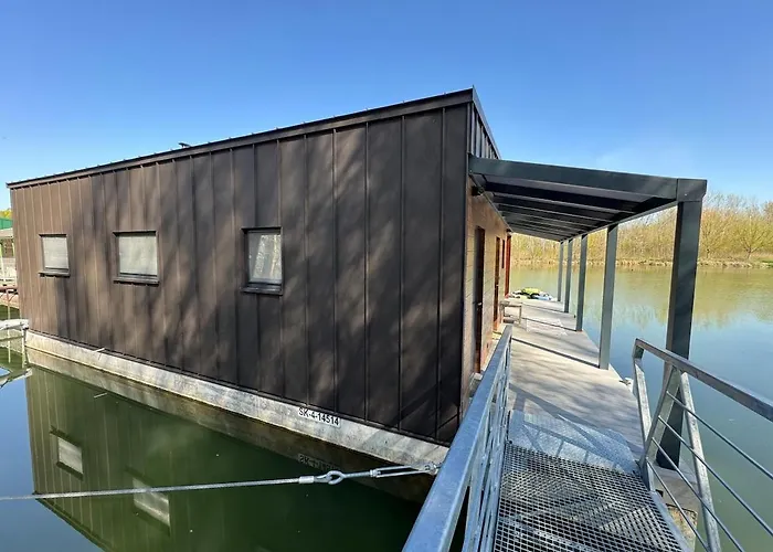 Sunset Hausbot Tekne