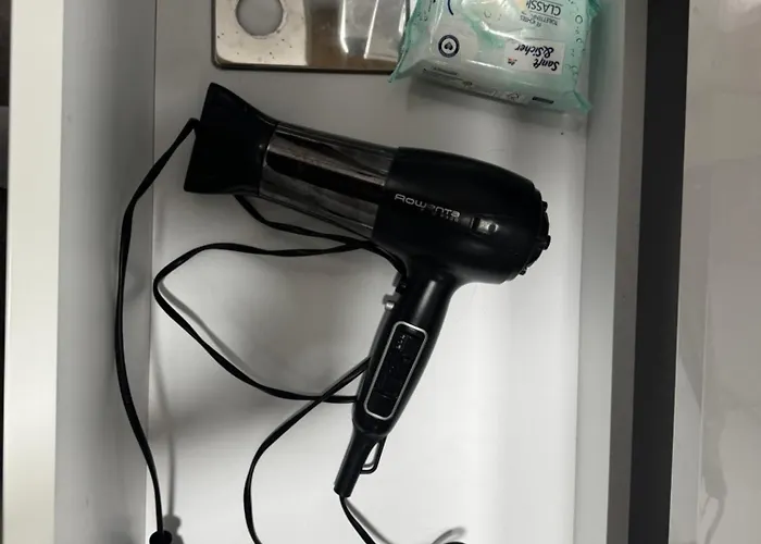 بوتيل Sunset Hausbot *